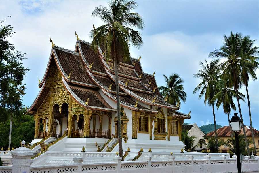 Wat Haw Pha Bang 