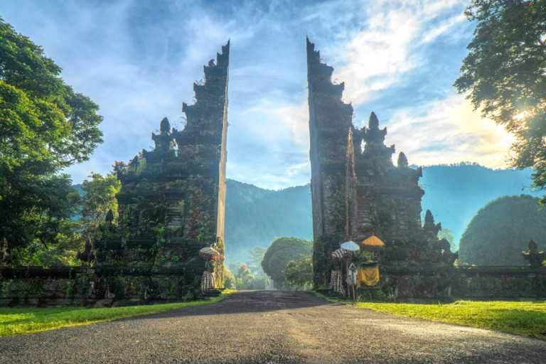 Na Bali nie brakuje pięknych zabytków i atrakcji