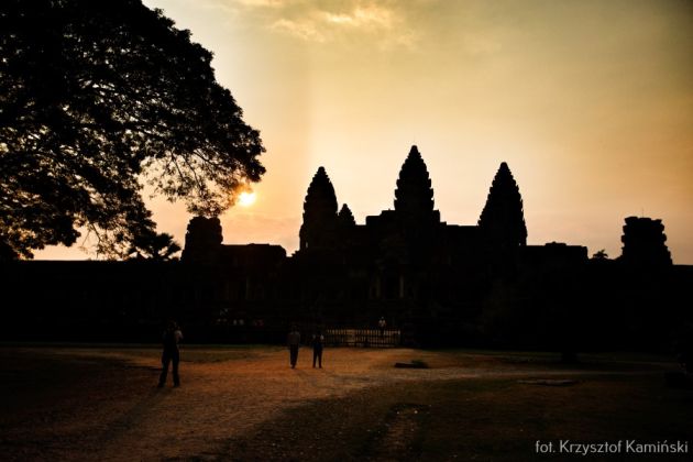 Angkor Wat o zachodzie słońca Kambodża