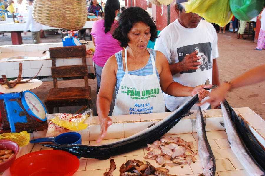 Filipiński targ rybny