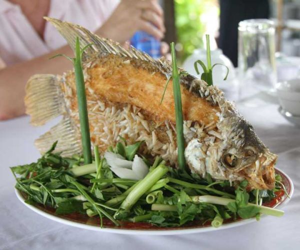 Ryba słoniowe ucho - przysmak Delty Mekongu