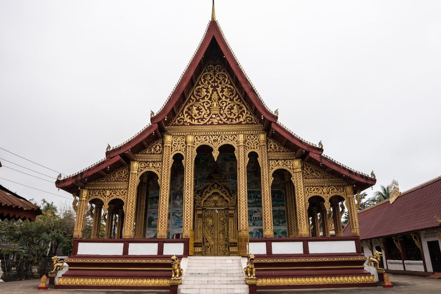 Wat Manorom 