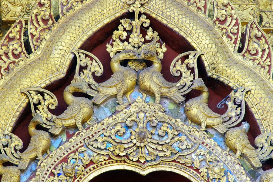 Detale w świątyni w Luang Prabang