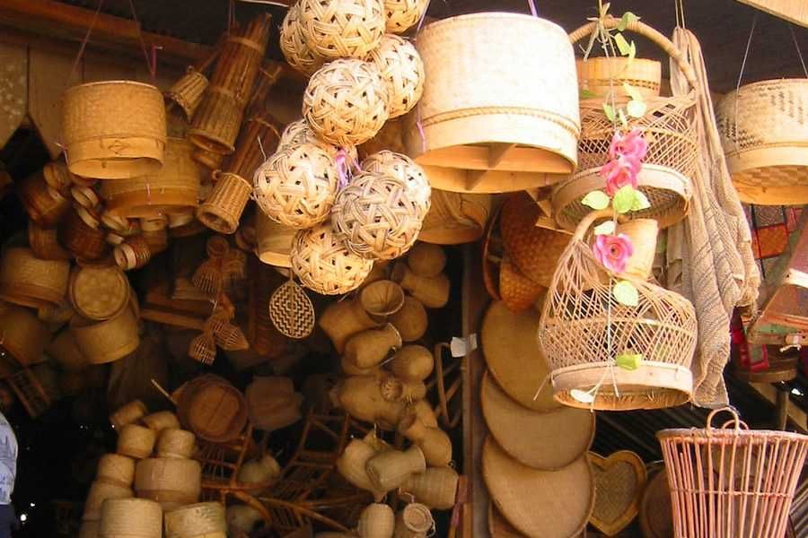 Bambusowe koszyki z Laosu