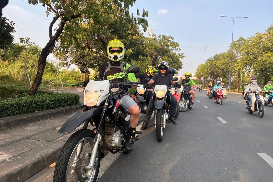 Motopodróżni gotowi na podbój wietnamskich tras